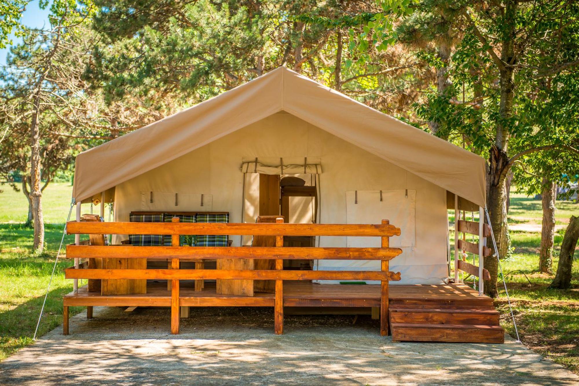Sunflower Camping Savudrija Ngoại thất bức ảnh