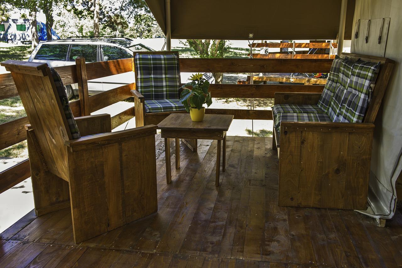 Sunflower Camping Savudrija Ngoại thất bức ảnh