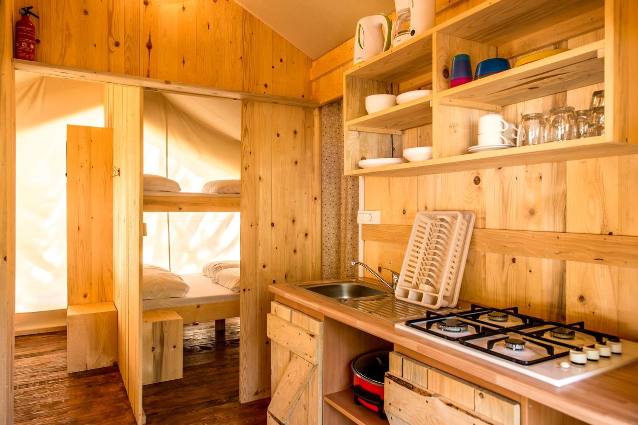 Sunflower Camping Savudrija Ngoại thất bức ảnh